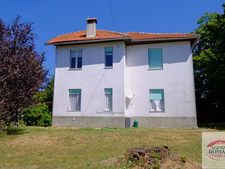 Immagine 3 di Casa bifamiliare in vendita  in Località Poggio 10 a Sassello