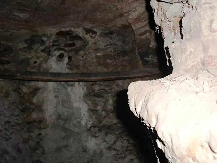 Immagine 20 di Porzione di casa in vendita  a Sassello