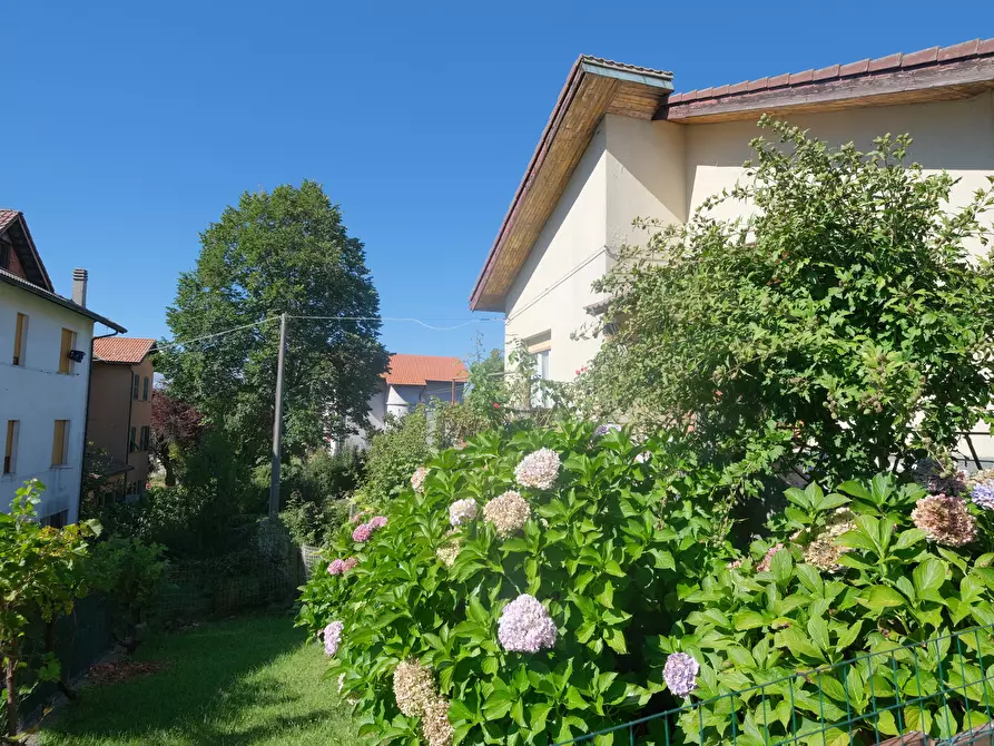 Immagine 3 di Villa in vendita  in Località Poggio 2 a Sassello