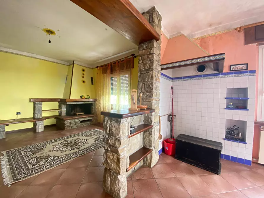 Immagine 26 di Rustico / casale in vendita  in SP210 66 a Ponzone