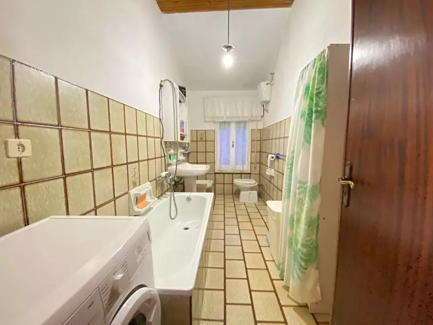 Immagine 14 di Casa trifamiliare in vendita  in via Vara Superiore 86 a Urbe