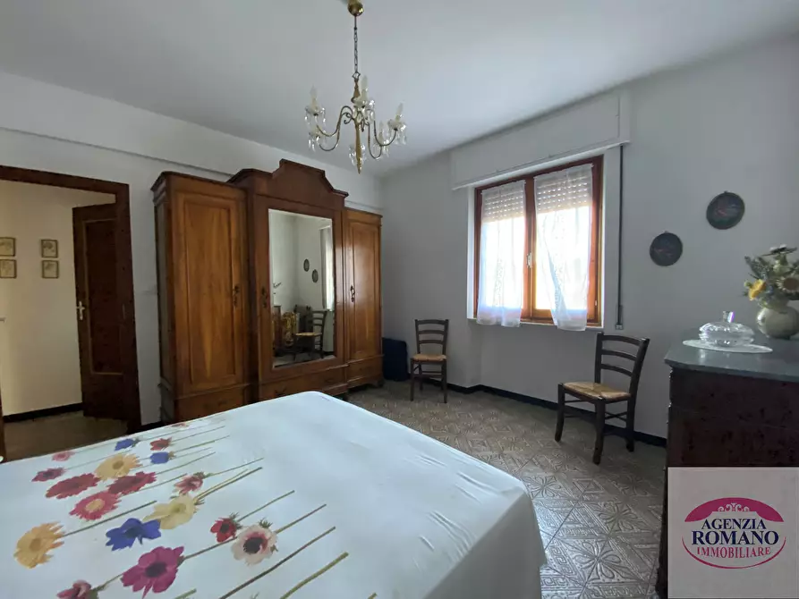 Immagine 15 di Trilocale in vendita  in Via Francia 27 a Tiglieto