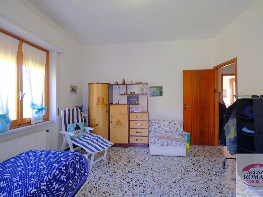 Immagine 17 di Trilocale in vendita  in Via Cristoforo Colombo 86 a Tiglieto