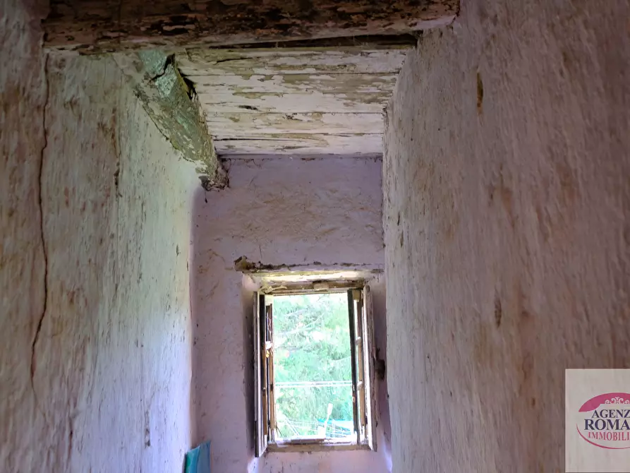 Immagine 49 di Villa in vendita  a Pareto