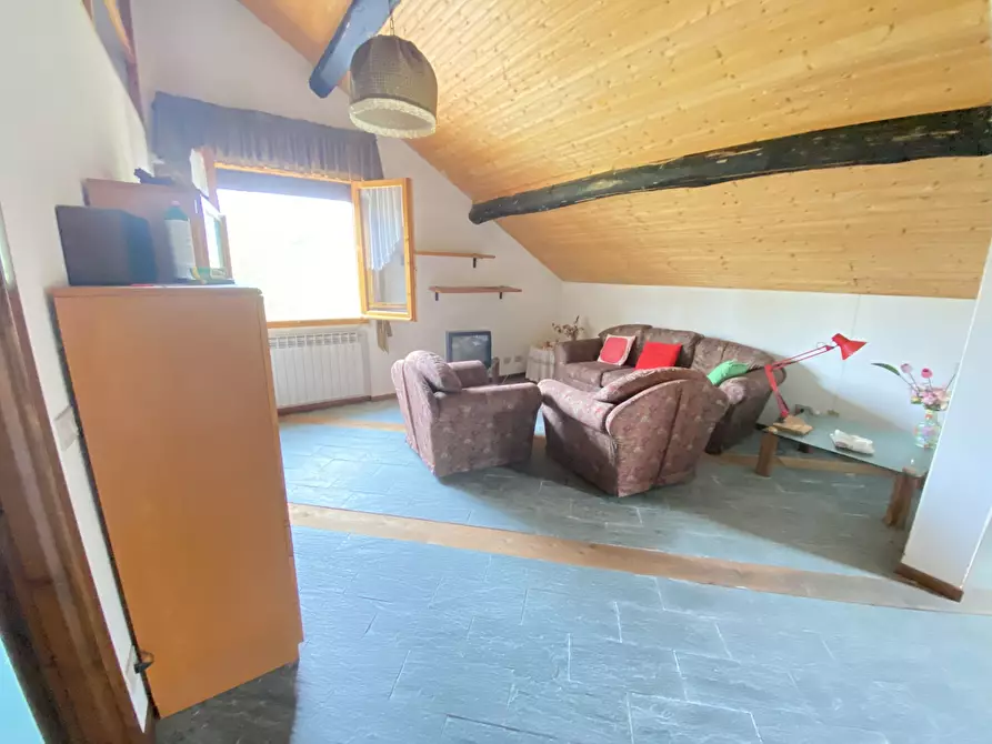 Immagine 32 di Attico in vendita  in SP49 41 a Urbe