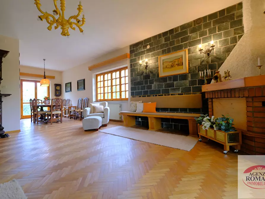 Immagine 1 di Villa in vendita  in FRAZIONE TOLETO 86 a Ponzone