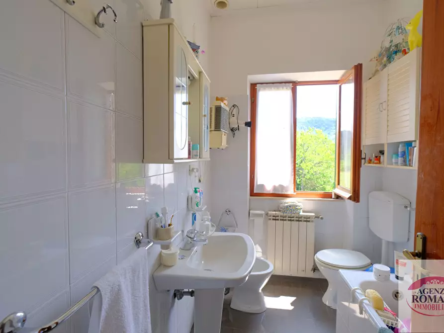 Immagine 25 di Villa in vendita  a Pareto