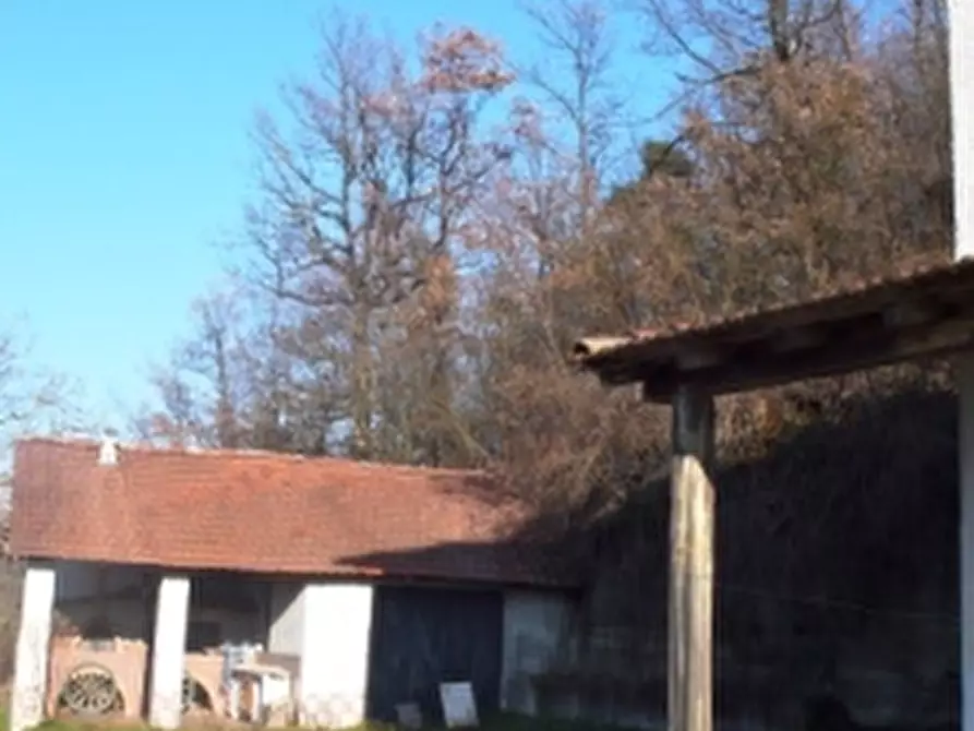 Immagine 2 di Porzione di casa in vendita  a Pareto