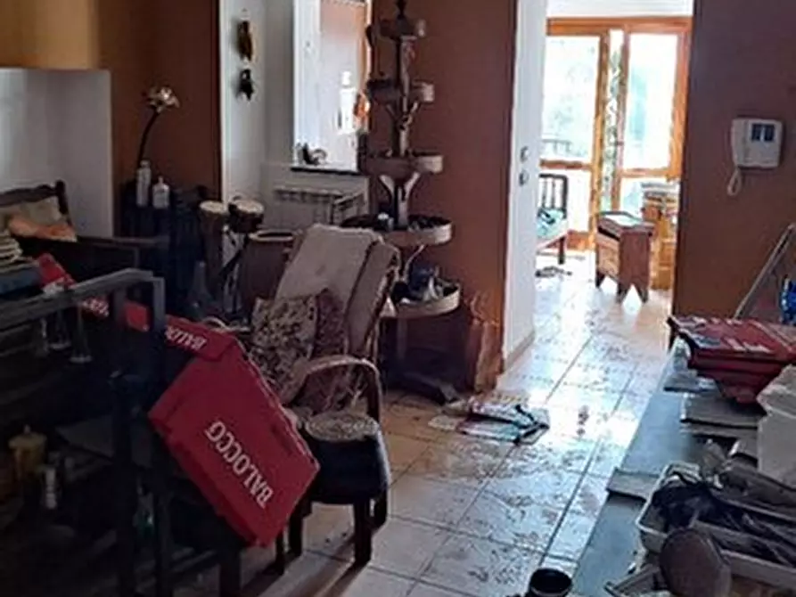 Immagine 14 di Casa trifamiliare in vendita  in Via Roma snc a Recco