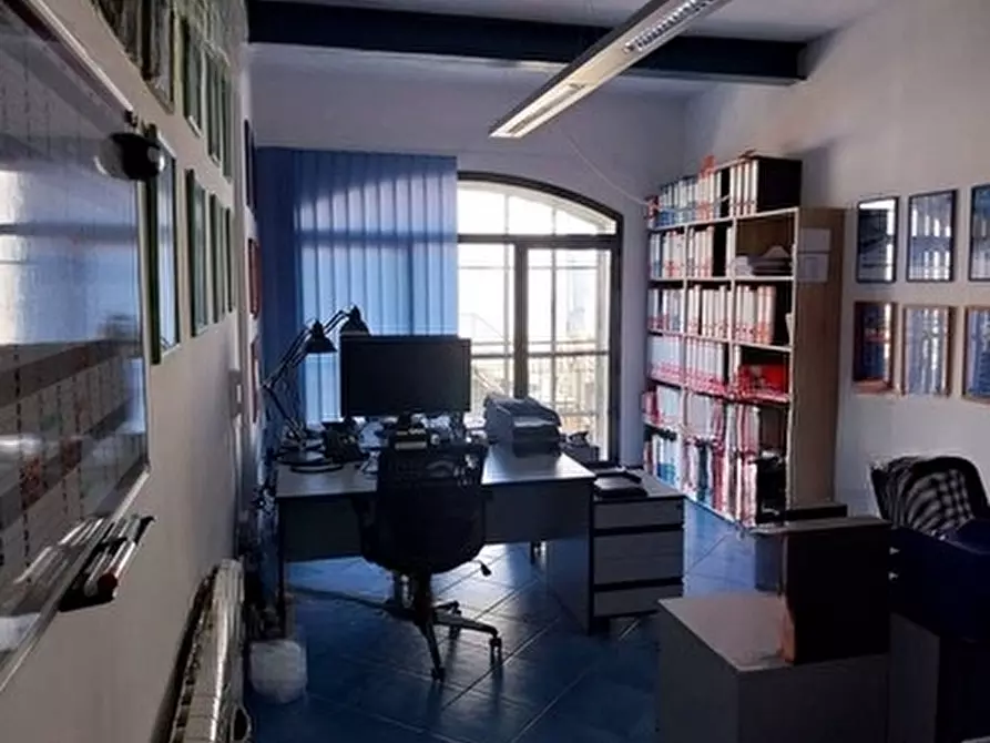 Immagine 4 di Ufficio in vendita  in Via Maurizio Muller 37 a Verbania