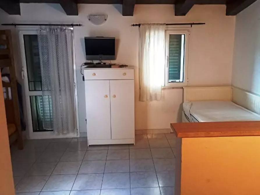 Immagine 5 di Porzione di casa in vendita  in Via Piazza Nuova snc a Casanova Lerrone