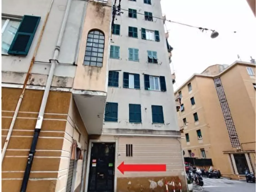 Immagine 10 di Pentalocale in vendita  in Via Sparta 34 a Genova