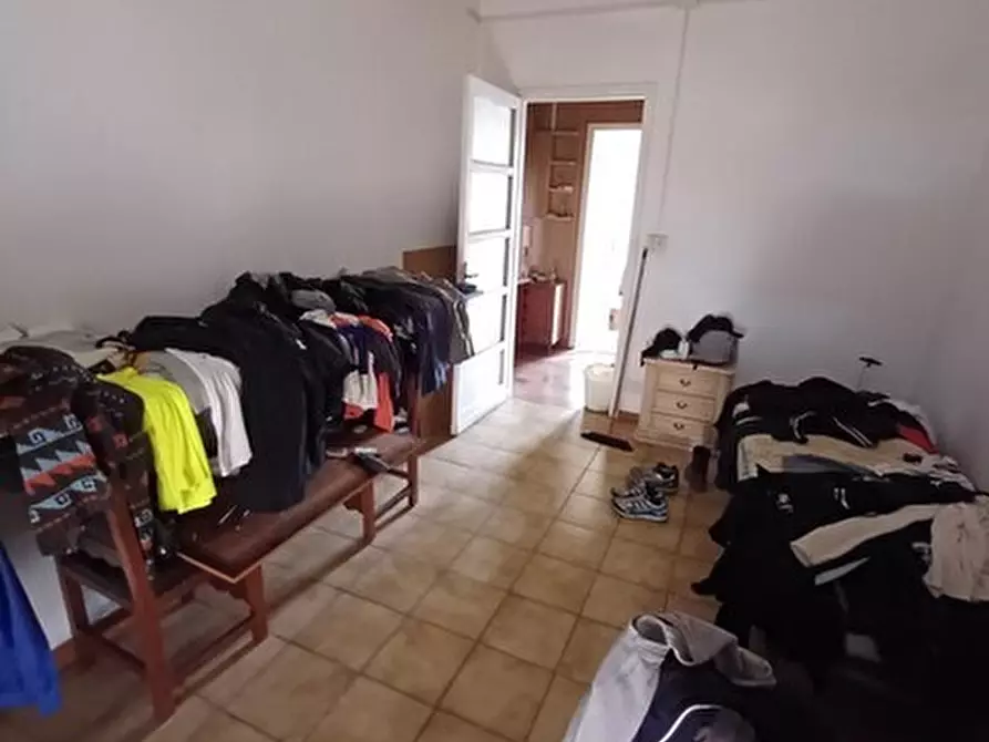 Immagine 6 di Pentalocale in vendita  in Via Beaulard 42 bis a Torino