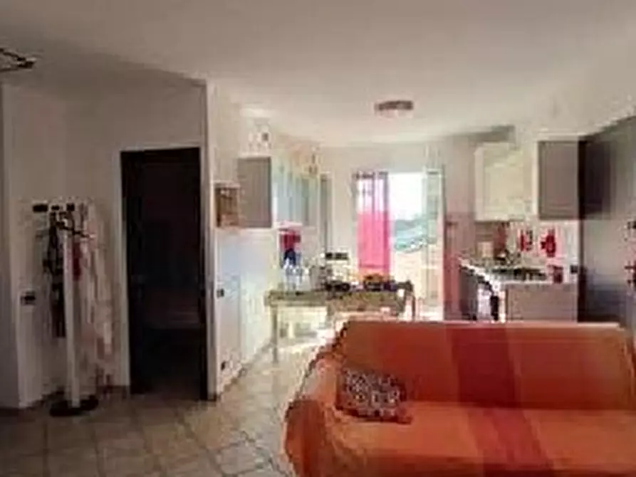 Immagine 4 di Trilocale in vendita  in Via dei Prati 14 a Toirano