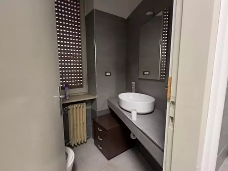 Immagine 9 di Ufficio in vendita  in Corso Grosseto 269 a Torino