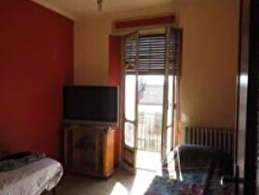 Immagine 5 di Quadrilocale in vendita  in Via Centallo 3 a Torino