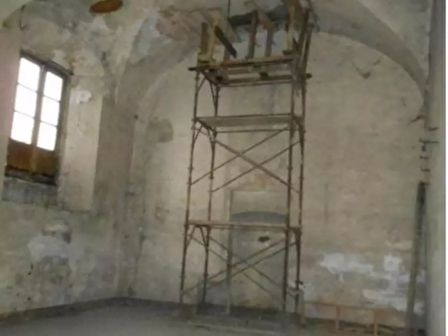 Immagine 4 di Bilocale in vendita  in Via Cavour 21 a Novi Ligure