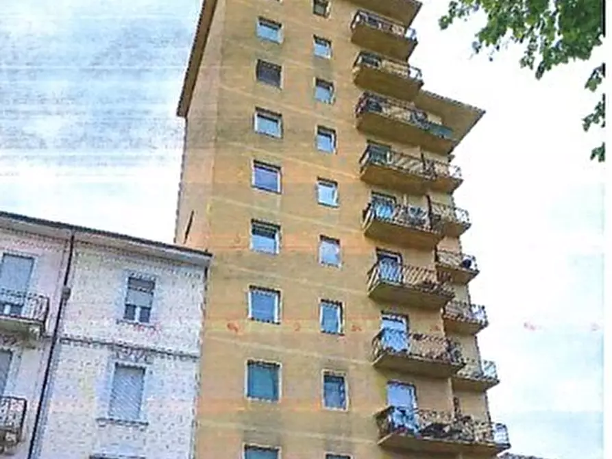 Immagine 2 di Quadrilocale in vendita  in Spalto Marengo 25 a Alessandria