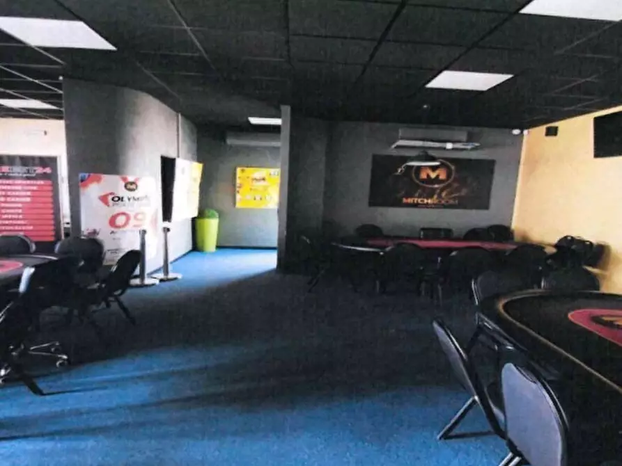 Immagine 6 di Locale commerciale in vendita  in Via Vecchia Torino 19 a Alessandria