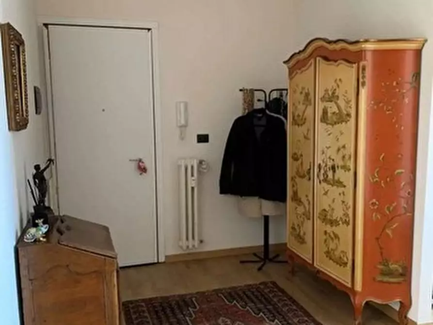 Immagine 3 di Quadrilocale in vendita  in Piazza Papa Giovanni XXIII 8 a Grugliasco