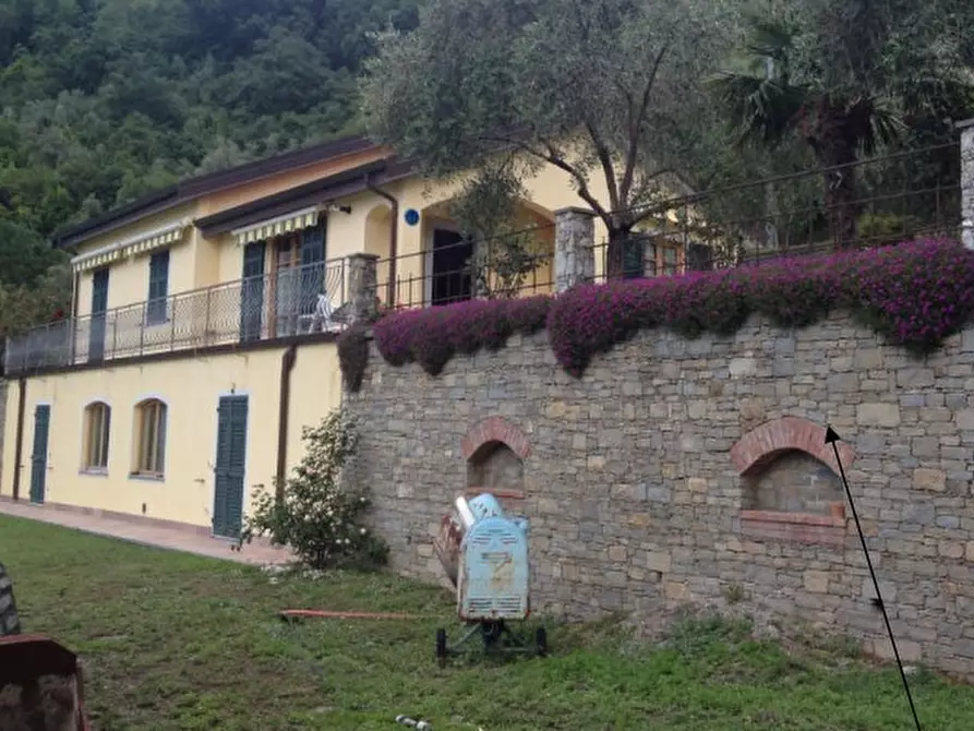 Immagine 3 di Villa in vendita  in Via Antonio Giuseppe Nerero 84 a San Colombano Certenoli