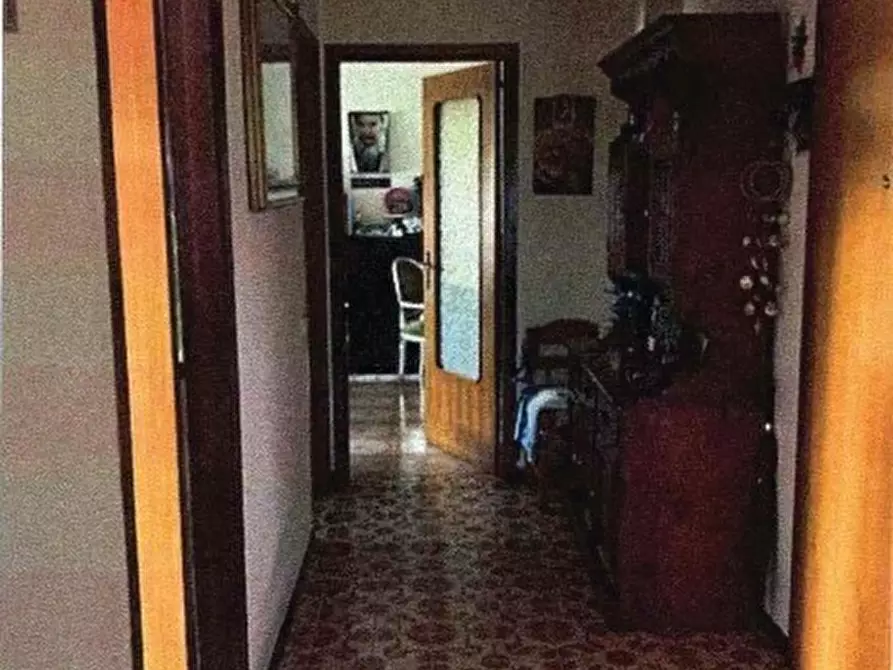 Immagine 3 di Quadrilocale in vendita  in Via Tre Scalini 5 a Rapallo