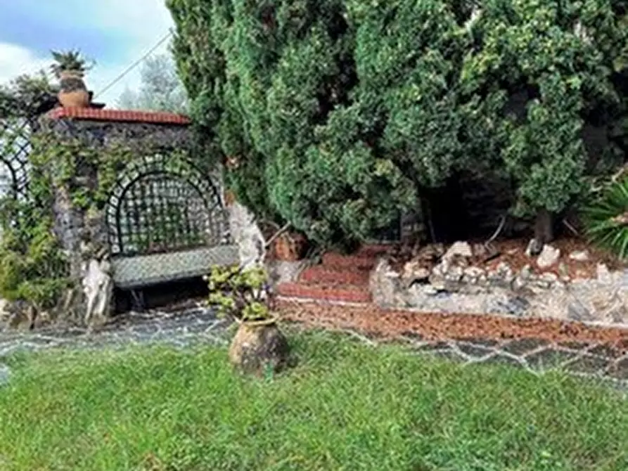 Immagine 10 di Villa in vendita  in Via Privata Alfonso Mezzana 5 a Pieve Ligure