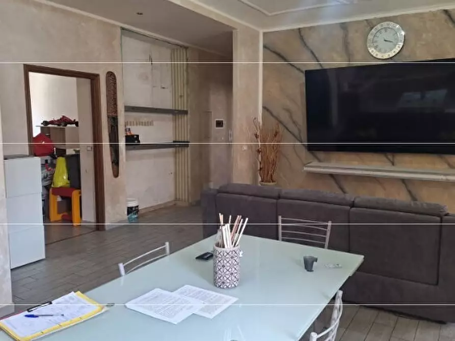 Immagine 4 di Pentalocale in vendita  in Via Banchette 18 a Torino