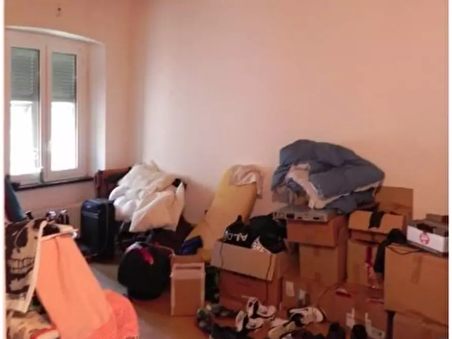 Immagine 5 di Pentalocale in vendita  in Via Vittorio Veneto 22 a Borzonasca