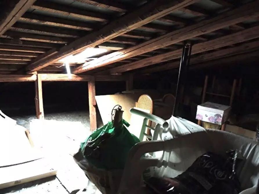 Immagine 10 di Quadrilocale in vendita  in Via Privata Bosena 24 a Rapallo