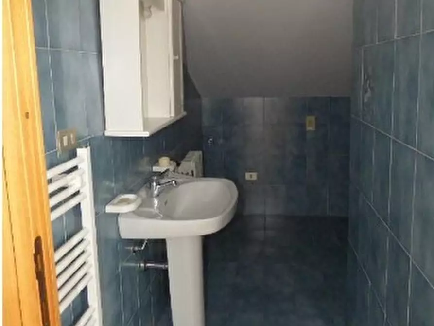 Immagine 7 di Mansarda in vendita  in Via Beppe Fenoglio 14a a Cuneo