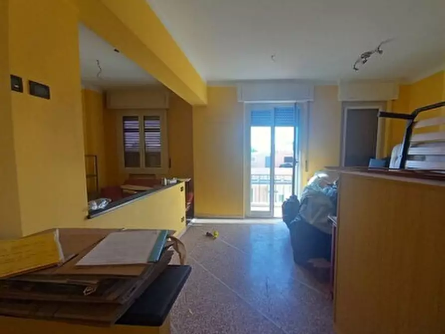 Immagine 5 di Pentalocale in vendita  in Via Walter Fillak 42 a Genova