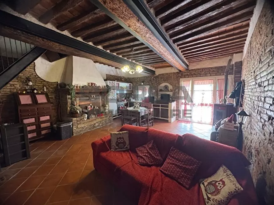 Immagine 13 di Bilocale in vendita  in Via  trento e trieste a Fauglia