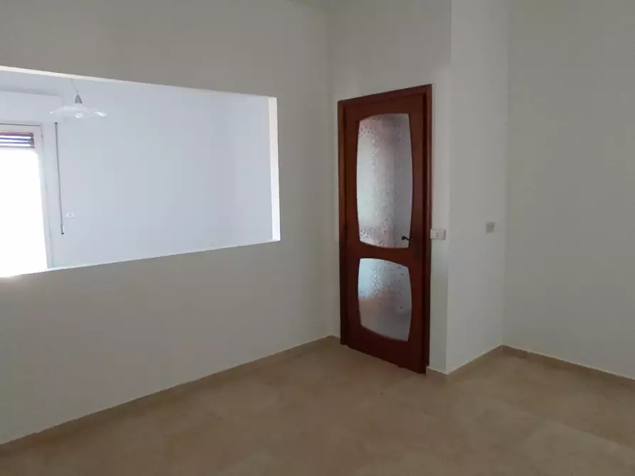 Immagine 11 di Pentalocale in vendita  a Ragusa