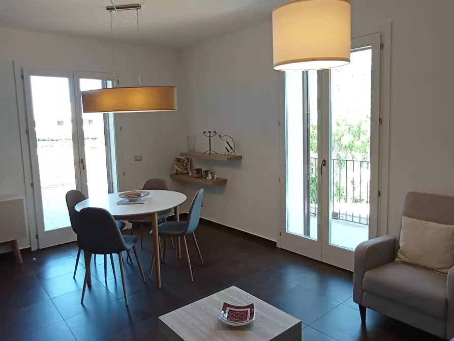 Immagine 3 di Pentalocale in affitto  a Ragusa