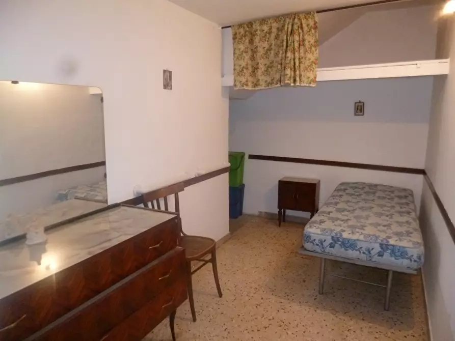 Immagine 19 di Casa indipendente in vendita  a Ragusa