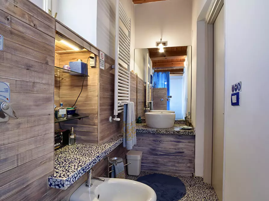 Immagine 23 di Casa indipendente in vendita  a Ragusa