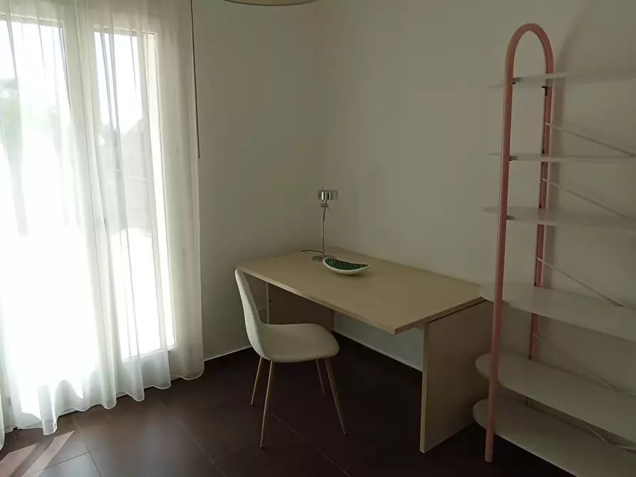 Immagine 20 di Pentalocale in affitto  a Ragusa