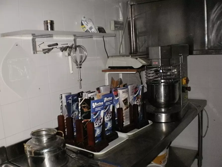 Immagine 20 di Bar / Ristorante in affitto  a Ragusa