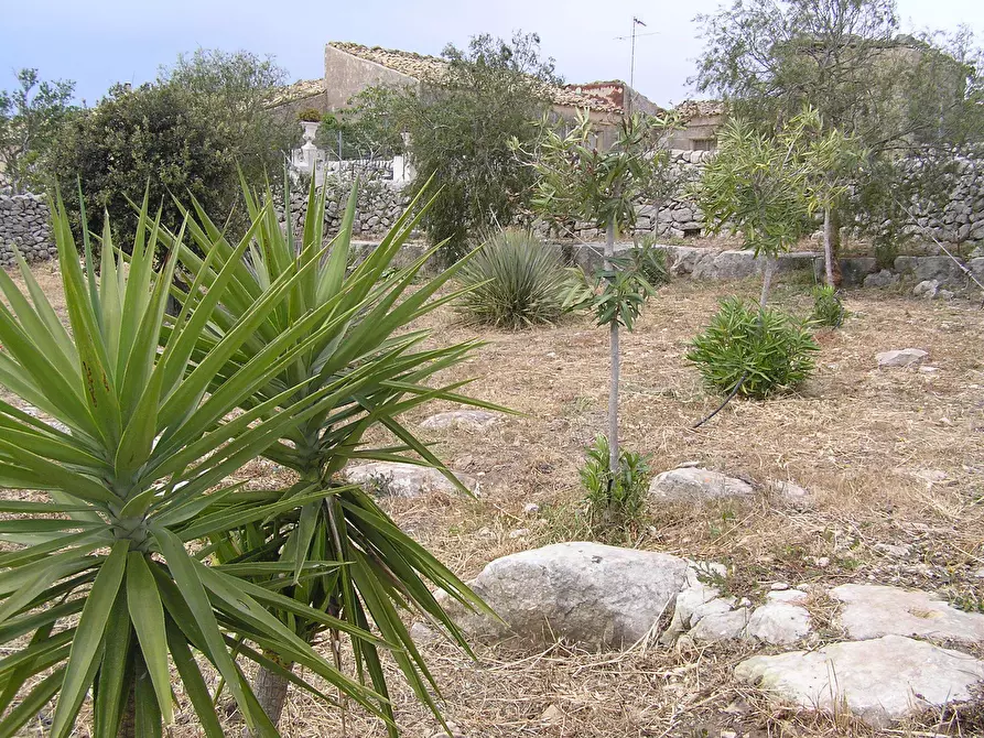 Immagine 5 di Casa indipendente in vendita  a Ragusa