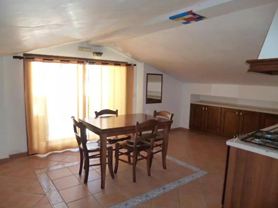 Immagine 1 di Mansarda in affitto  a Ragusa