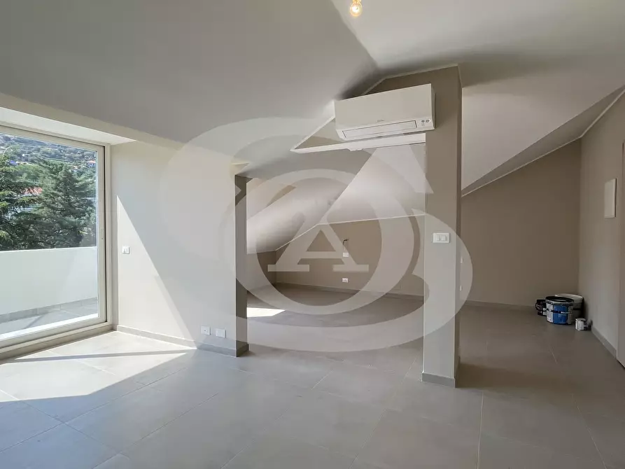 Immagine 22 di Bilocale in vendita  in Via della Noria 20 a Ospedaletti