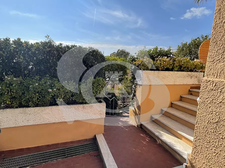 Immagine 24 di Bilocale in affitto  in Via delle Rose 10 a Ospedaletti