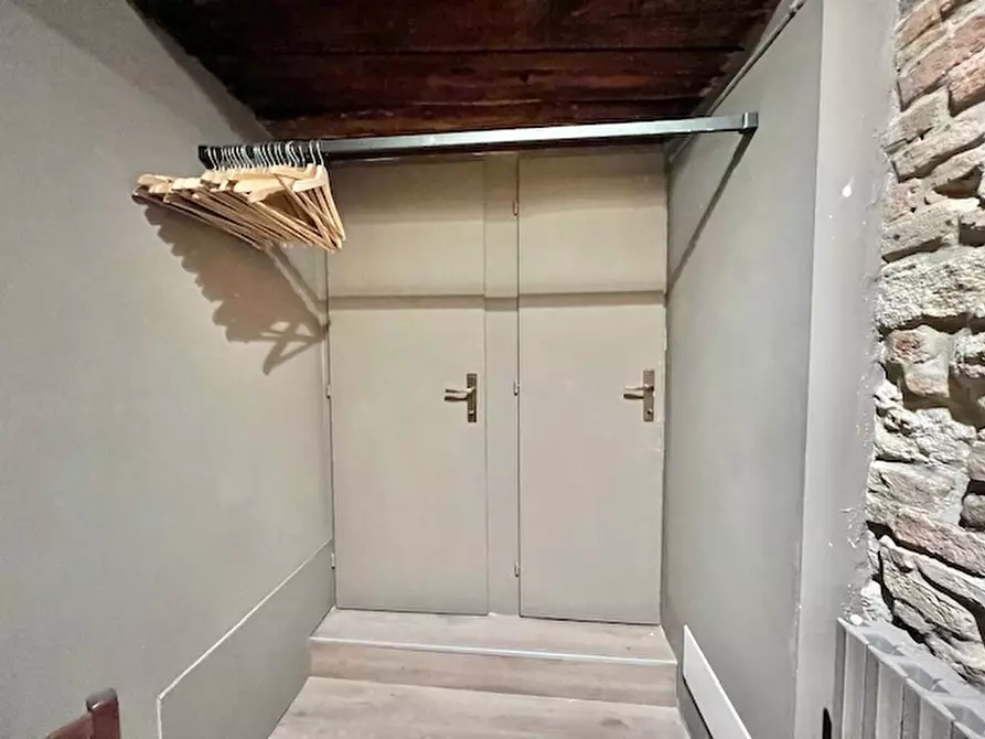 Immagine 22 di Locale commerciale in vendita  a Bertinoro