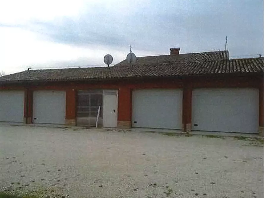 Immagine 2 di Porzione di casa in vendita  a Bertinoro