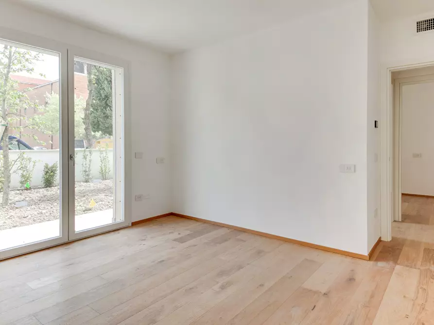 Immagine 34 di Quadrilocale in vendita  in Via L. C. Farini 291 a Cesena