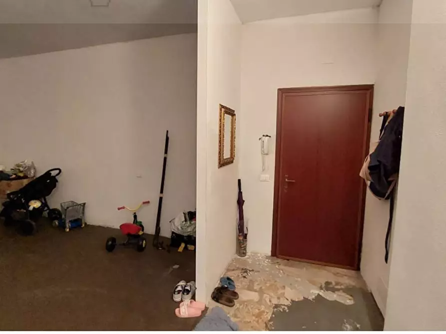 Immagine 2 di Trilocale in vendita  a Ravenna