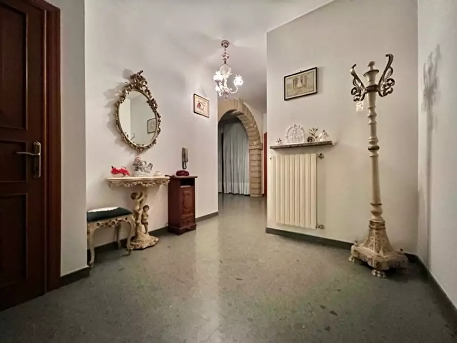 Immagine 10 di Villa in vendita  a Cesena