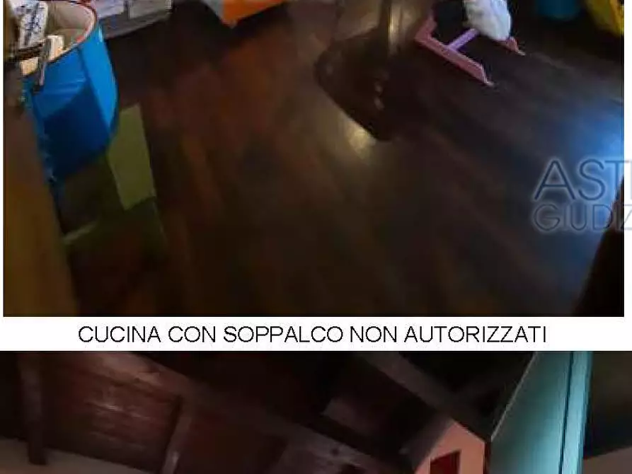 Immagine 6 di Casa trifamiliare in vendita  a Poggio Torriana