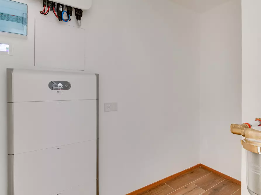 Immagine 28 di Quadrilocale in vendita  in Via L. C. Farini 291 a Cesena